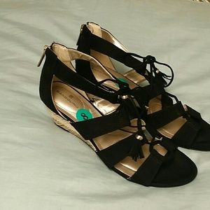 Bandolino Black Tassel Wedge Sandals